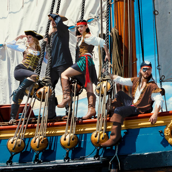 Piratenkopftuch mit Augenklappe