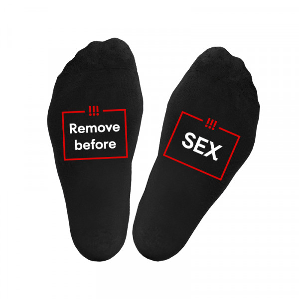 Socken mit Sohlenprint "Remove before sex" Socken mit Sohlenprint "Remove before sex"