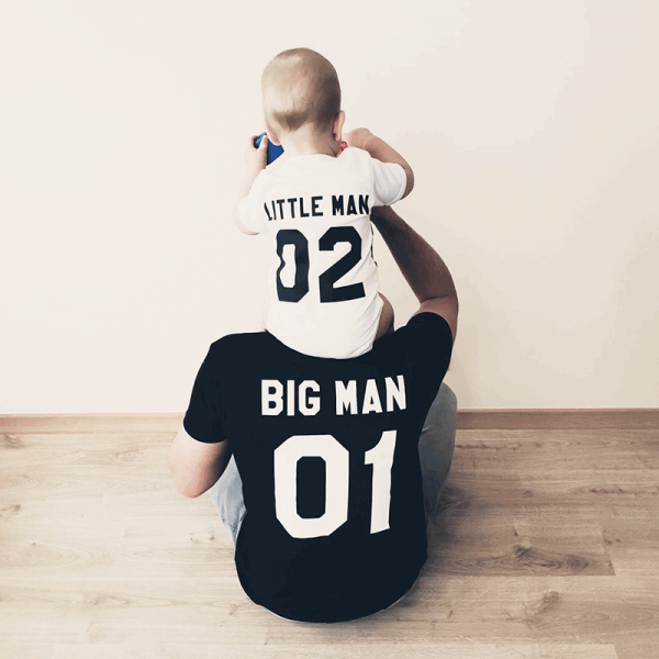T-Shirt-Set "Big man and Little man" mit ausgewählten Zahlen T-Shirt-Set "Big man and Little man" mit ausgewählten Zahlen