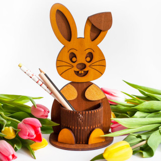 Hölzerner Ständer „Glücklicher Hase“