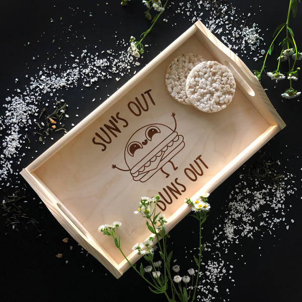 Frühstückstablett aus Holz "Sonne raus, Brötchen raus" Frühstückstablett aus Holz "Sonne raus, Brötchen raus"