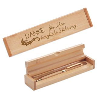 Bambus-Stift in Schachtel "DANKESCHÖN für Ihre herzliche Führung" Bambus-Stift in Schachtel "DANKESCHÖN für Ihre herzliche Führung"