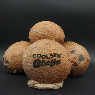 Gravierte Kokosnuss "Coolste Chefin" Gravierte Kokosnuss "Coolste Chefin"