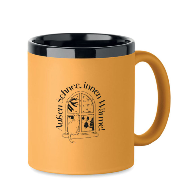 Gravierte Tasse "Außen Schnee, innen Wärme"