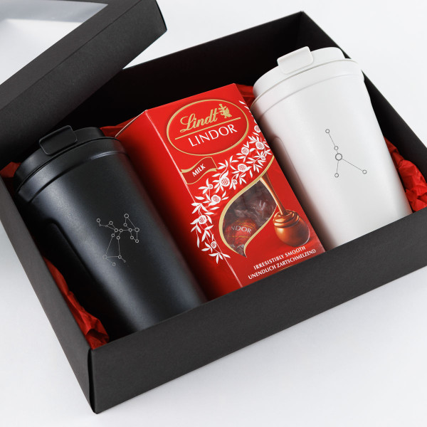 Premium Geschenkset für Paare "Sternzeichenaufstellung" mit Ihrem gewählten Sternzeichen (400ml) Premium Geschenkset für Paare "Sternzeichenaufstellung" mit Ihrem gewählten Sternzeichen (400ml)