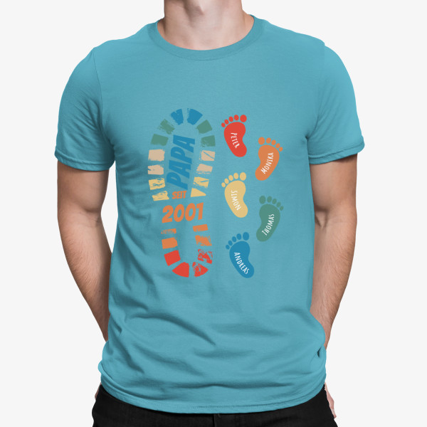 T-Shirt "In Papas Fußstapfen" mit Namen und Datum der Kinder